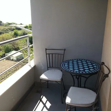 Josip Apartment *